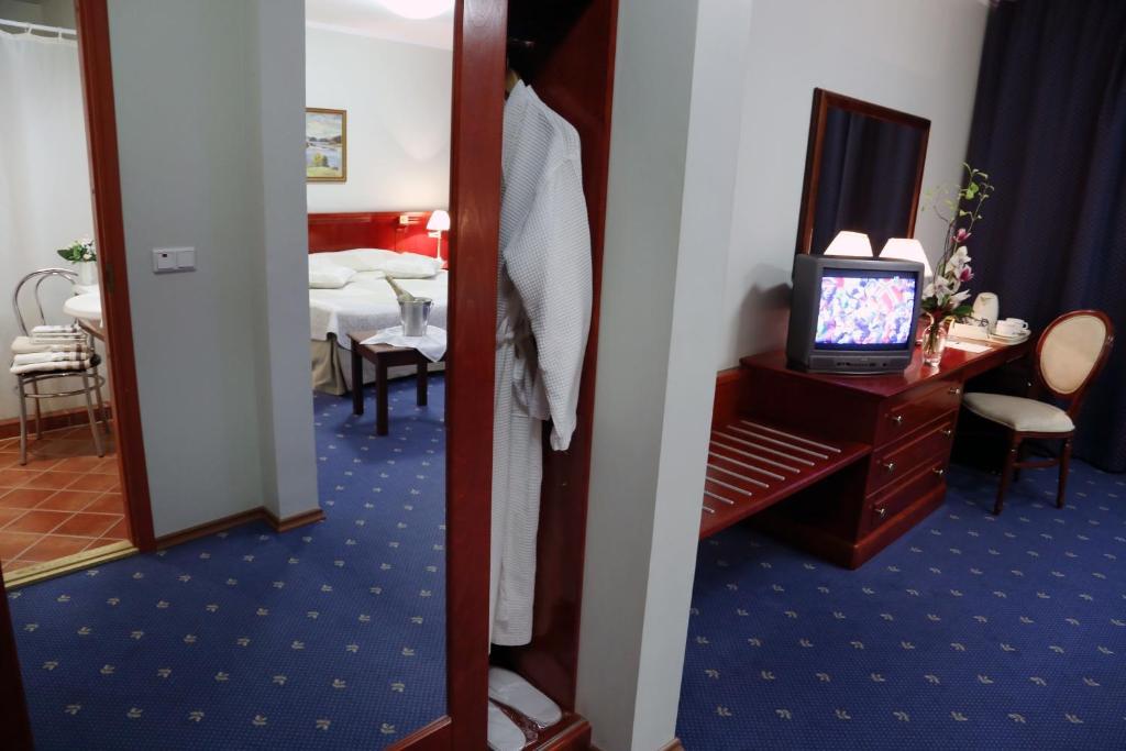 טרטו Draakon Hotel חדר תמונה